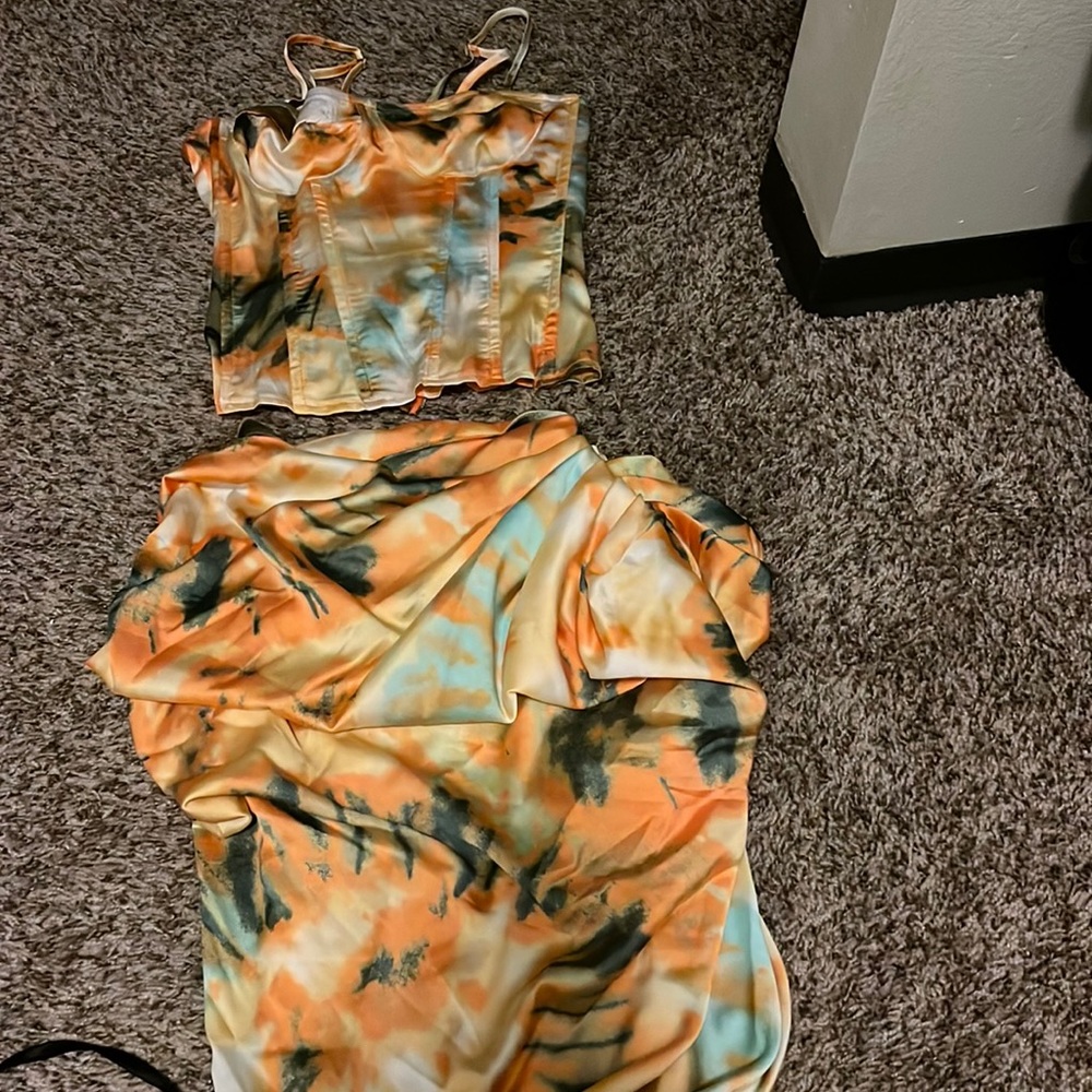 Wore it once will never wear it again out of my comfort zone